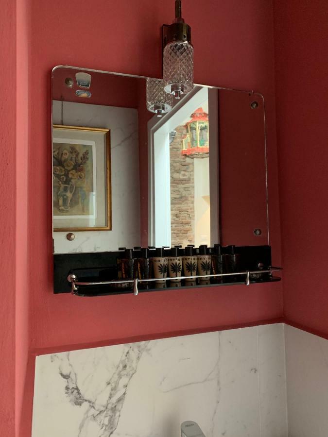 L'8Boutique Via Piella Διαμέρισμα Μπολόνια Εξωτερικό φωτογραφία